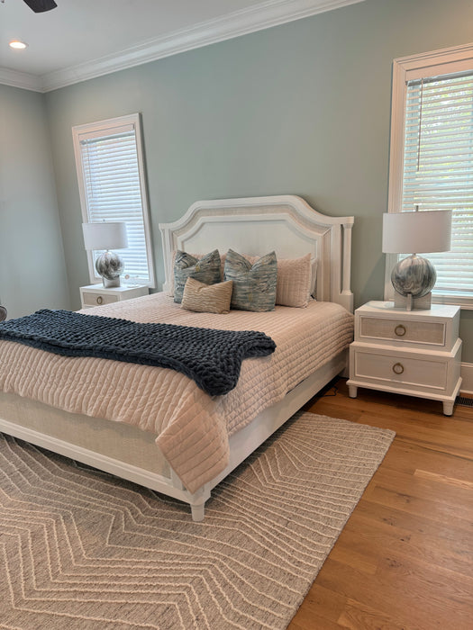 Callie Mansion Bed
